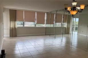 1200 St Charles Pl, Pembroke Pines, FL 33026 - Photo 7