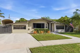 2485 NE 214th St, Miami, FL 33180 - Photo 11