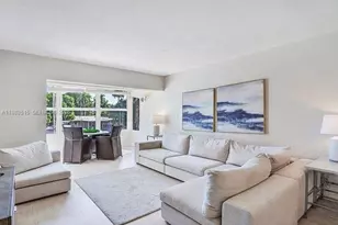 40 Isle of Venice Dr, Fort Lauderdale, FL 33301 - Photo 9