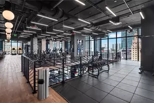 398 NE 5th St, Miami, FL 33132 - Photo 19