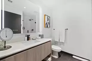 398 NE 5th St, Miami, FL 33132 - Photo 9