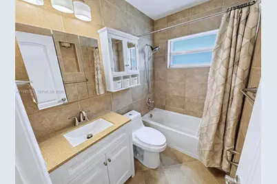 1772 NW 39th St, Oakland Park, FL 33309 - Photo 23