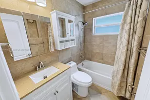 1772 NW 39th St, Oakland Park, FL 33309 - Photo 23