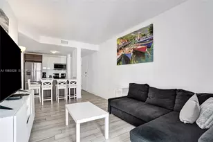 481 NE 29th St, Miami, FL 33137 - Photo 15