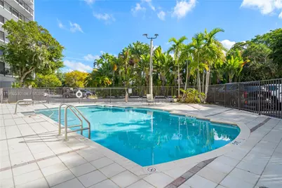 5701 Biscayne Blvd #PH-9, Miami, FL 33137 - Photo 39