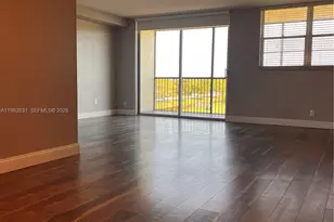 3100 W Rolling Hills Cir, Davie, FL 33328 - Photo 7