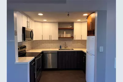 3100 W Rolling Hills Cir #403, Davie, FL 33328 - Photo 5