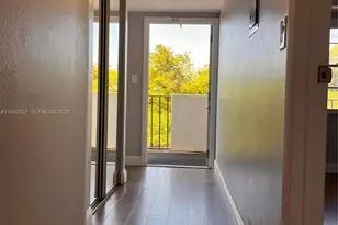 3100 W Rolling Hills Cir, Davie, FL 33328 - Photo 25