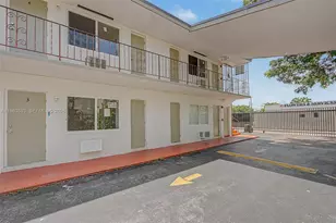 60 NW 79th St, Miami, FL 33150 - Photo 11