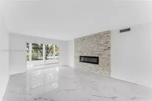 2303 Lucaya Ln, Coconut Creek, FL 33066 - Photo 7