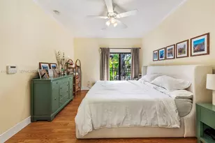 2767 Coconut Ave, Miami, FL 33133 - Photo 11