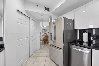 20281 E Country Club Dr #TS 5, Aventura, FL 33180 - Photo 15