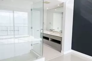 460 NE 28th St, Miami, FL 33137 - Photo 29