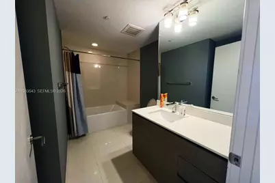 460 NE 28th St #1407, Miami, FL 33137 - Photo 25