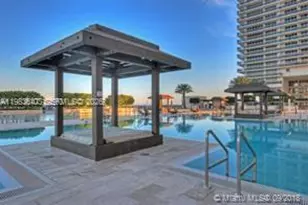 1830 S Ocean Dr, Hallandale Beach, FL 33009 - Photo 25