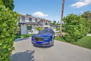 941 NE 119th St, Biscayne Park, FL 33161 - Photo 3