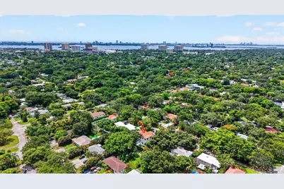 941 NE 119th St, Biscayne Park, FL 33161 - Photo 115