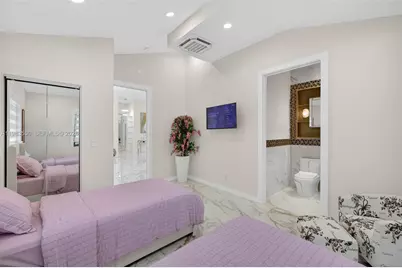 941 NE 119th St, Biscayne Park, FL 33161 - Photo 79