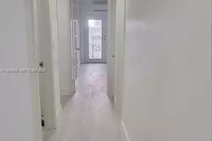 455 Golden Isles Dr, Hallandale Beach, FL 33009 - Photo 15