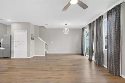 5610 SE Edgewater Cir, Stuart, FL 34997 - Photo 9