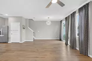 5610 SE Edgewater Circle, Stuart, FL 34997 - Photo 9