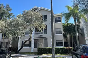 2811 N Oakland Forest Dr, Oakland Park, FL 33309 - Photo 31