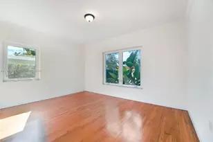 8975 Froude Ave, Surfside, FL 33154 - Photo 11