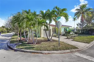 8975 Froude Ave, Surfside, FL 33154 - Photo 17