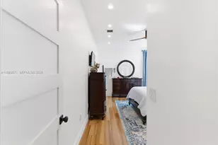 2463 Pine Tree Dr, Miami Beach, FL 33140 - Photo 17