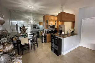 9729 Hammocks Blvd, Miami, FL 33196 - Photo 5