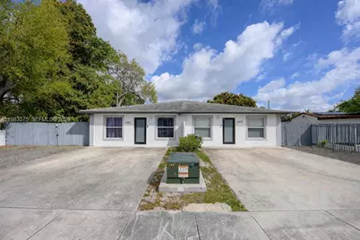 2419 NW 101st St, Miami, FL 33147 - Photo 1