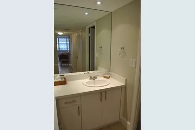 6039 Collins Ave #1006, Miami Beach, FL 33140 - Photo 15