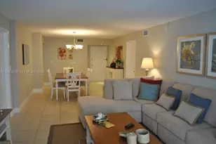 6039 Collins Ave, Miami Beach, FL 33140 - Photo 5