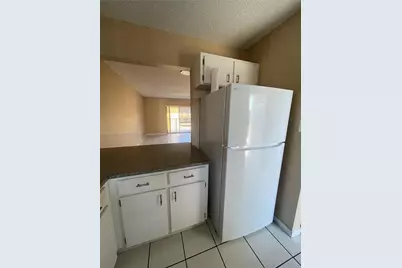 6121 W 24th Ave #206, Hialeah, FL 33016 - Photo 5