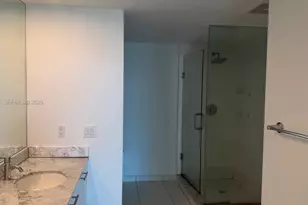 500 Brickell Ave, Miami, FL 33131 - Photo 9