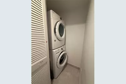 488 NE 18th St #4110, Miami, FL 33132 - Photo 15