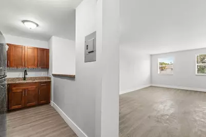 1530 Crescent Cir #3, Lake Park, FL 33403 - Photo 1