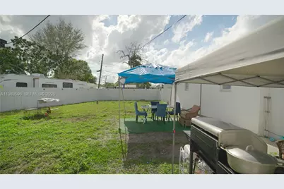 1720 NW 124th Ter, Miami, FL 33167 - Photo 19