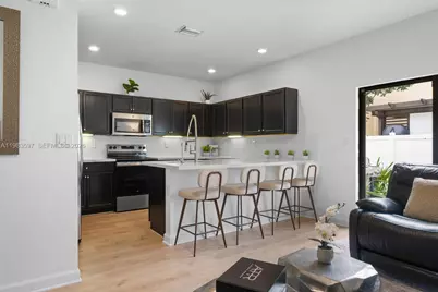 9380 W 33rd Ln, Hialeah, FL 33018 - Photo 25