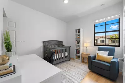 9380 W 33rd Ln, Hialeah, FL 33018 - Photo 11