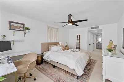 6039 Collins Ave #934, Miami Beach, FL 33140 - Photo 11