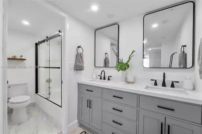 6039 Collins Ave #934, Miami Beach, FL 33140 - Photo 15