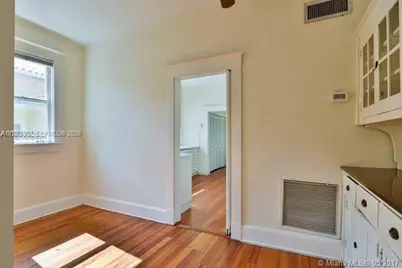 2000 S Miami Ave, Miami, FL 33129 - Photo 7