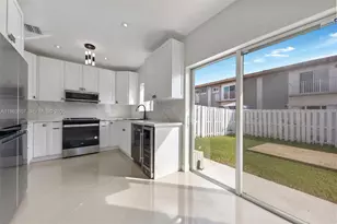 2897 SW 129th Way, Miramar, FL 33027 - Photo 7