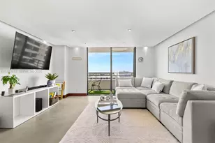 2500 Parkview Dr, Hallandale Beach, FL 33009 - Photo 11