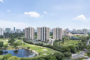 20335 W Country Club Dr, Aventura, FL 33180 - Photo 1