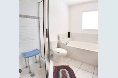 8884 SW 220th Ln, Cutler Bay, FL 33190 - Photo 11