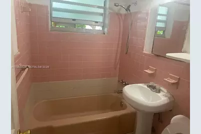 1990 NE 168 St, North Miami Beach, FL 33162 - Photo 5