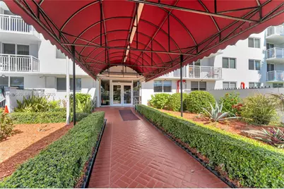 1251 NE 108th St #810, Miami, FL 33161 - Photo 21