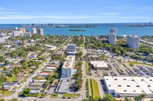 1251 NE 108th St, Miami, FL 33161 - Photo 23